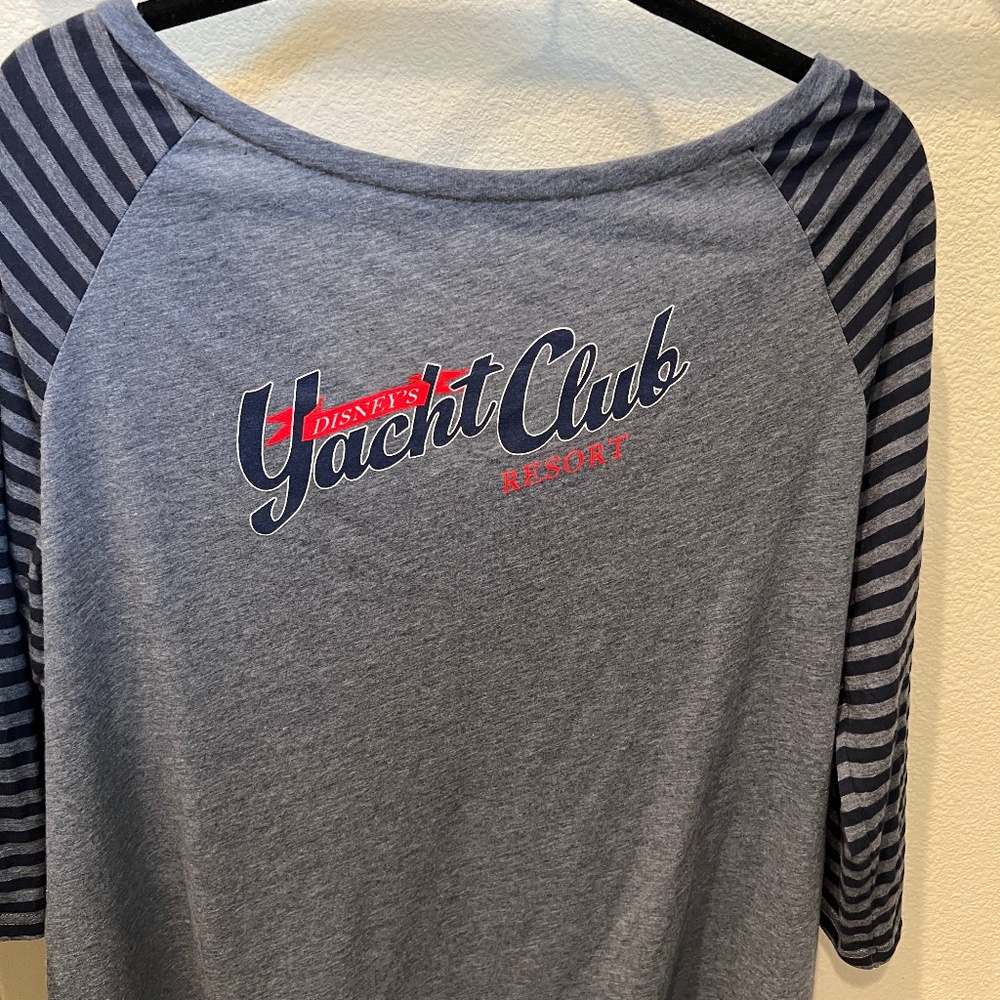 NWT's !!!!!  Women's Top featuring the Disneyworld Yacht Club Resort Women's XXL